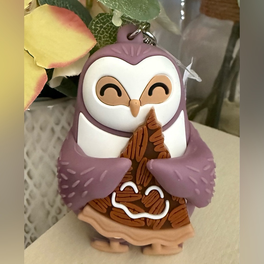🆕🦉 BATH & BODY WORKS OWL POCKETBAC SANITIZER HOLDER. NEW WITH TAGS!